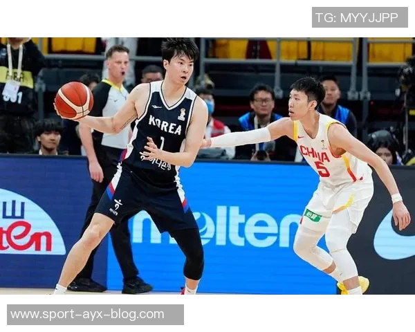 中国男篮外线表现不佳依赖内线进攻未能有效限制李贤重表现